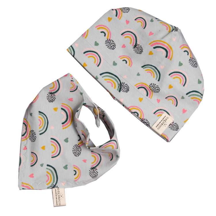 Set caciulita si bavetica grey rainbow